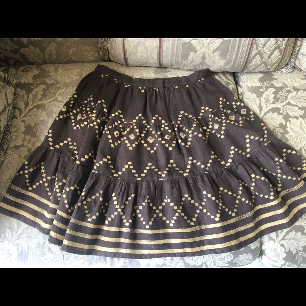 DKNY skirt. Linen washable
